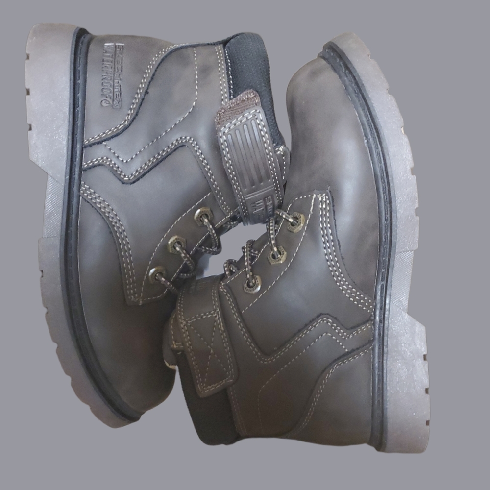 Kids boots